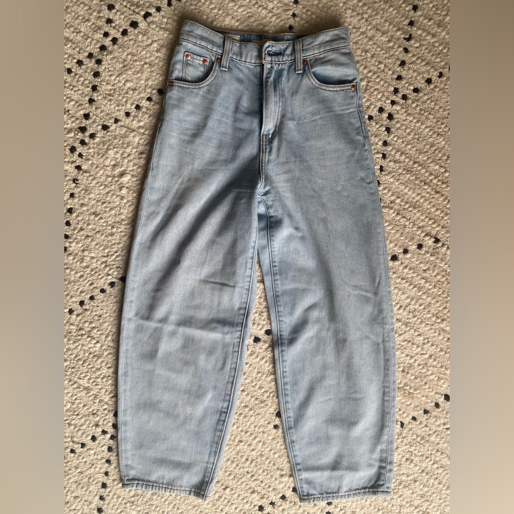 Levi's Women's High Rise Balloon Jeans